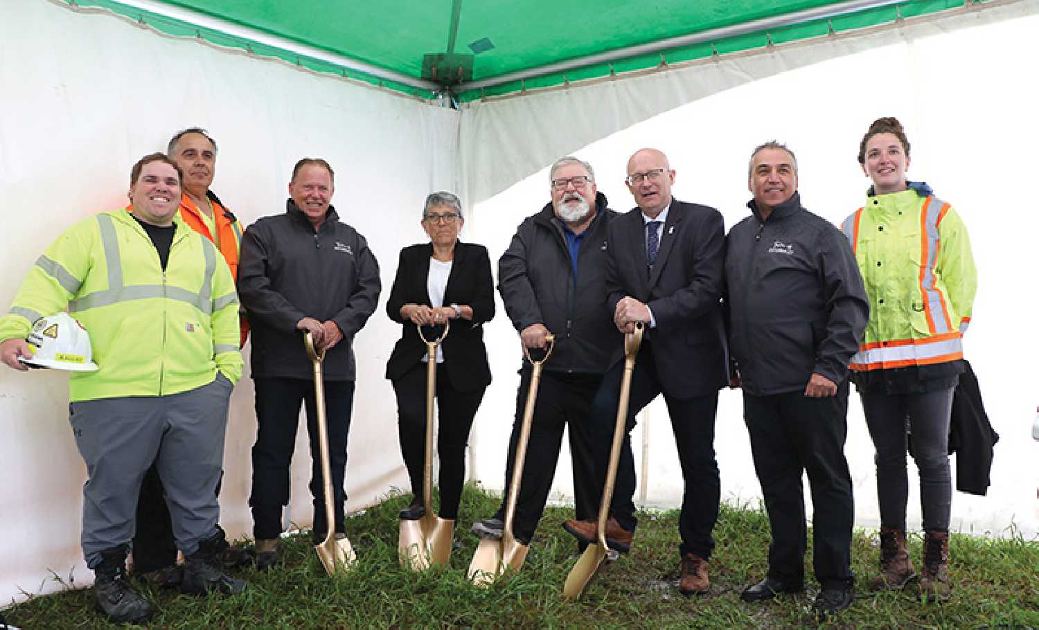 Left: Jon Zapski of Allied Infrastructure, Utilities Foreman Ron Hozjan Councillor Vernon Petracek, Councillor Maggie Rowland, Mayor Grant Forster, MLA Warren Kaeding, CAO Mike Thorley and Brandi Neibrandt of Allied Infrastructure celebrated the recent start of construction on their more than $29.9 million regional water system project for the Town of Esterhazy.